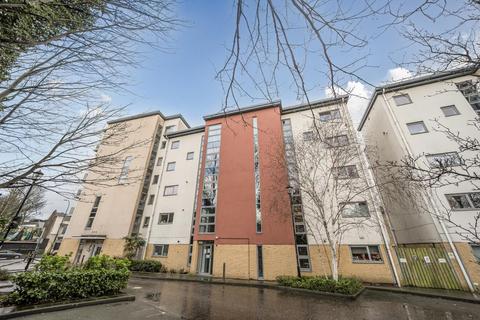 2 bedroom flat to rent, Curness Street, Lewisham, SE13 6JY