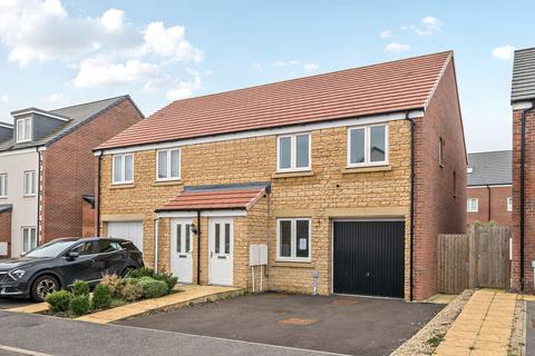 Olley Crescent, Witney, Oxfordshire