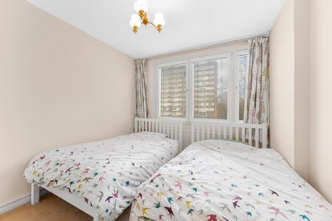 4 bedroom flat for sale, Southacre, Hyde Park Crescent, London