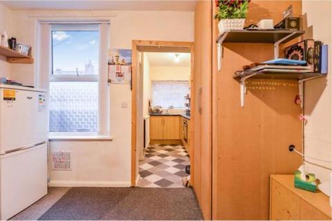 2 bedroom terraced house for sale, Windermere Road, Forest Fields, NG7