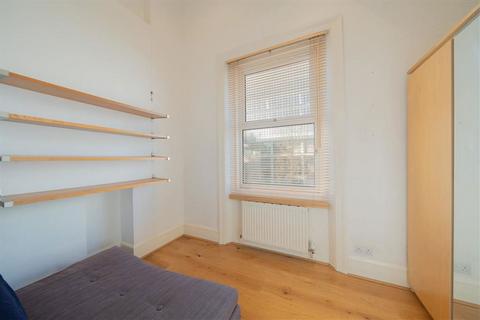 2 bedroom flat to rent, Praed Street, London W2