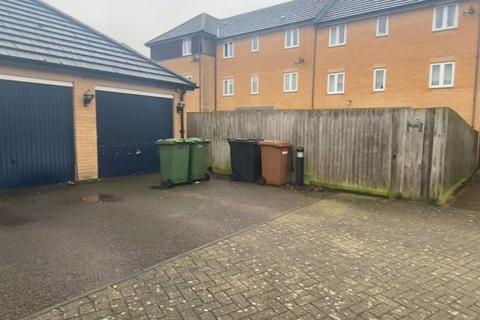 undefined, Single Garage To Let