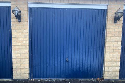 undefined, Single Garage To Let