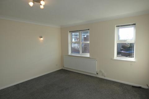 2 bedroom flat to rent, Upland Road, West Mersea, Colchester