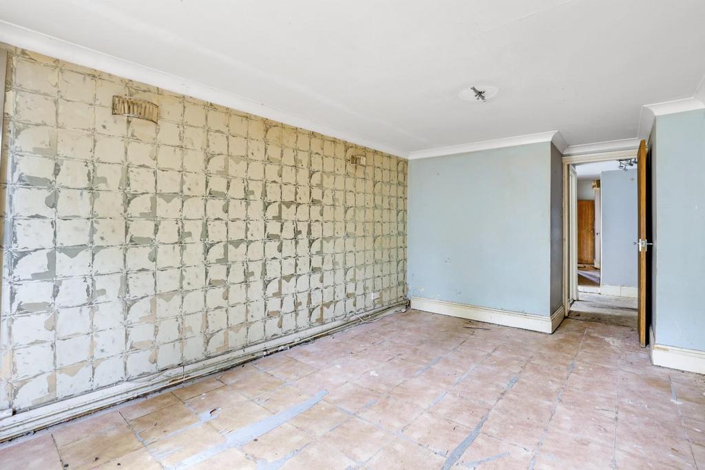 14-5db5 JHProp Wpen - 70 Fairlawn Road - 28.jpg