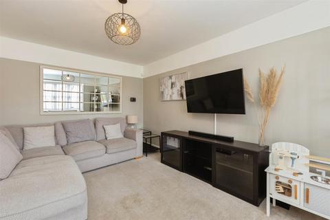 undefined, Beethoven Drive, Aylesbury HP21