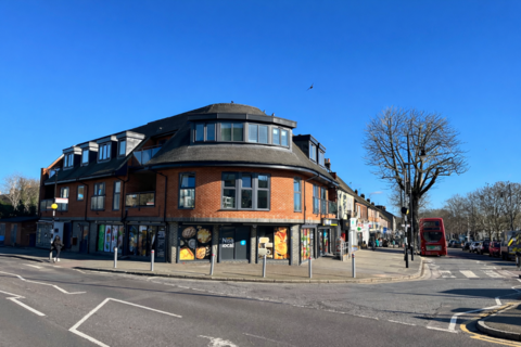 undefined, Flat , Herald Court, Romford