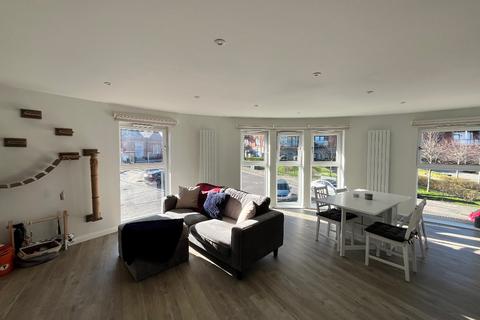 undefined, Flat , Herald Court, Romford