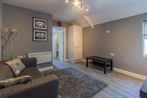 1 bedroom flat to rent, Ninian Road, Cardiff CF23