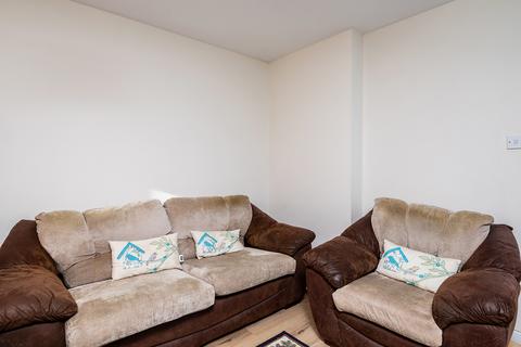 2 bedroom flat for sale, Union Glen, Aberdeen AB11