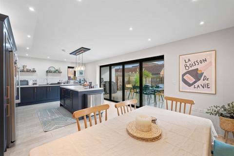 4 bedroom detached house for sale, Village Street, Sedgebrook