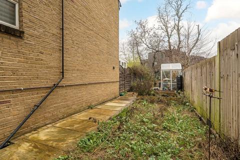 1 bedroom flat for sale, Tyson Road, London SE23
