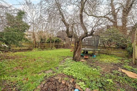 1 bedroom flat for sale, Tyson Road, London SE23