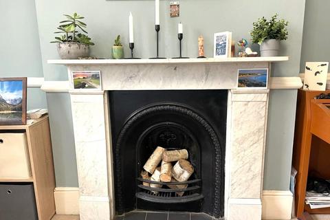 1 bedroom apartment to rent, Charleville Circus, Sydenham, London, SE26
