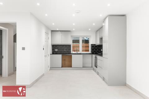 3 bedroom semi-detached house for sale, Hoddesdon EN11
