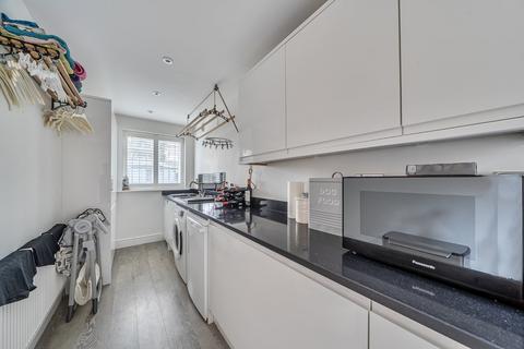 4 bedroom semi-detached house for sale, Eden Close, Surrey KT15