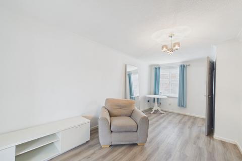 2 bedroom terraced house to rent, Dale Close, Fforestfach, SA5
