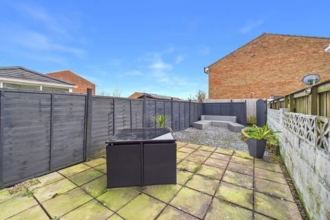2 bedroom terraced house to rent, Dale Close, Fforestfach, SA5