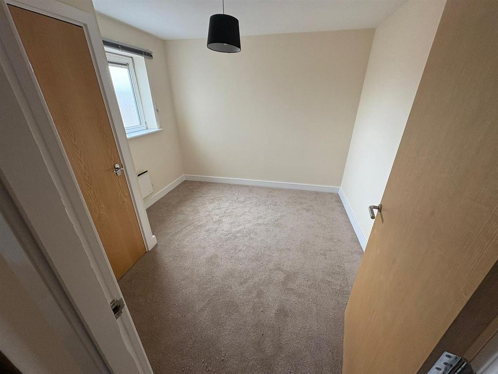 Bedroom.JPG