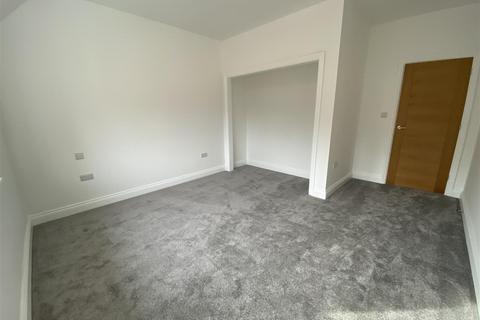 3 bedroom semi-detached house to rent, Market Gardens, Fairlight