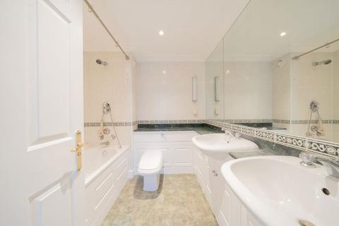 2 bedroom flat to rent, Wrights Lane, London W8