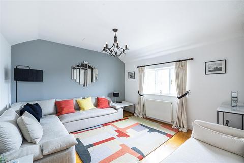 2 bedroom apartment for sale, The Hill, Wheathampstead