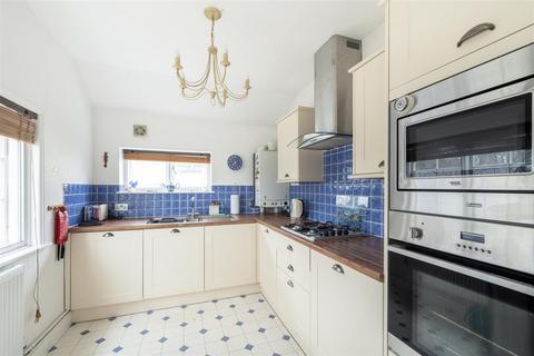 2 bedroom apartment for sale, The Hill, Wheathampstead