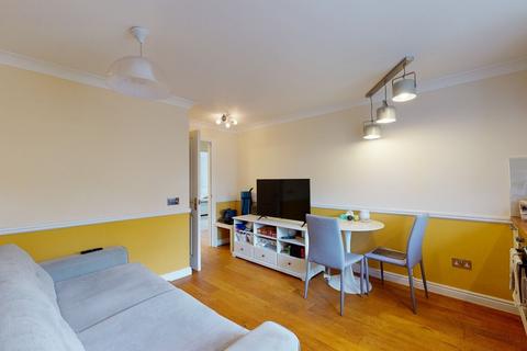 2 bedroom flat to rent, Orsett Terrace, London W2