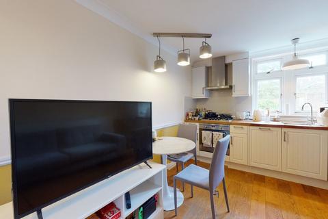 2 bedroom flat to rent, Orsett Terrace, London W2
