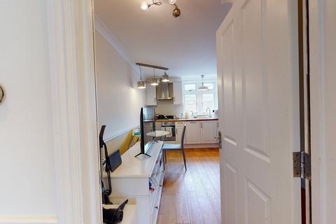 2 bedroom flat to rent, Orsett Terrace, London W2