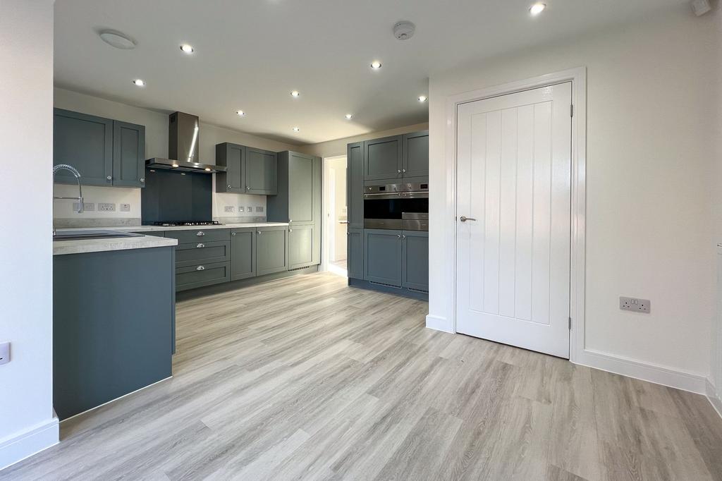 Kitchen and breakfast room