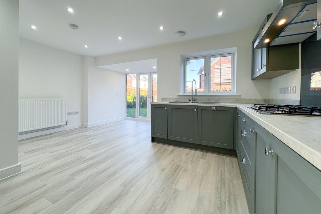Kitchen and breakfast room