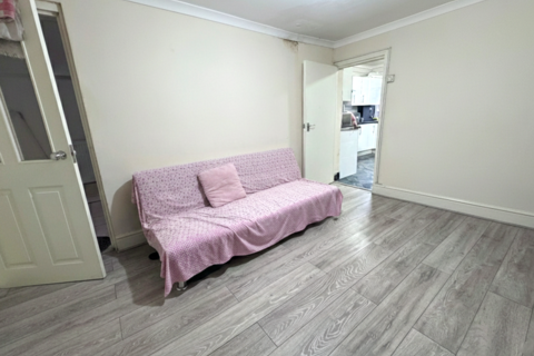 2 bedroom flat for sale, Oakdale Road, Forest Gate, London, E7