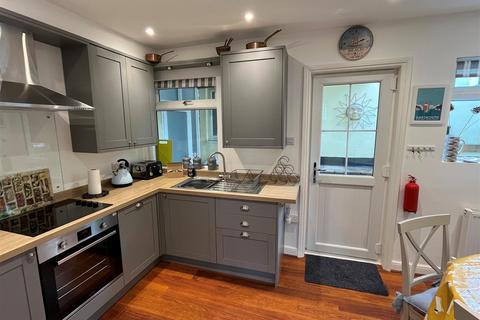 undefined, Victoria Road, Dartmouth
