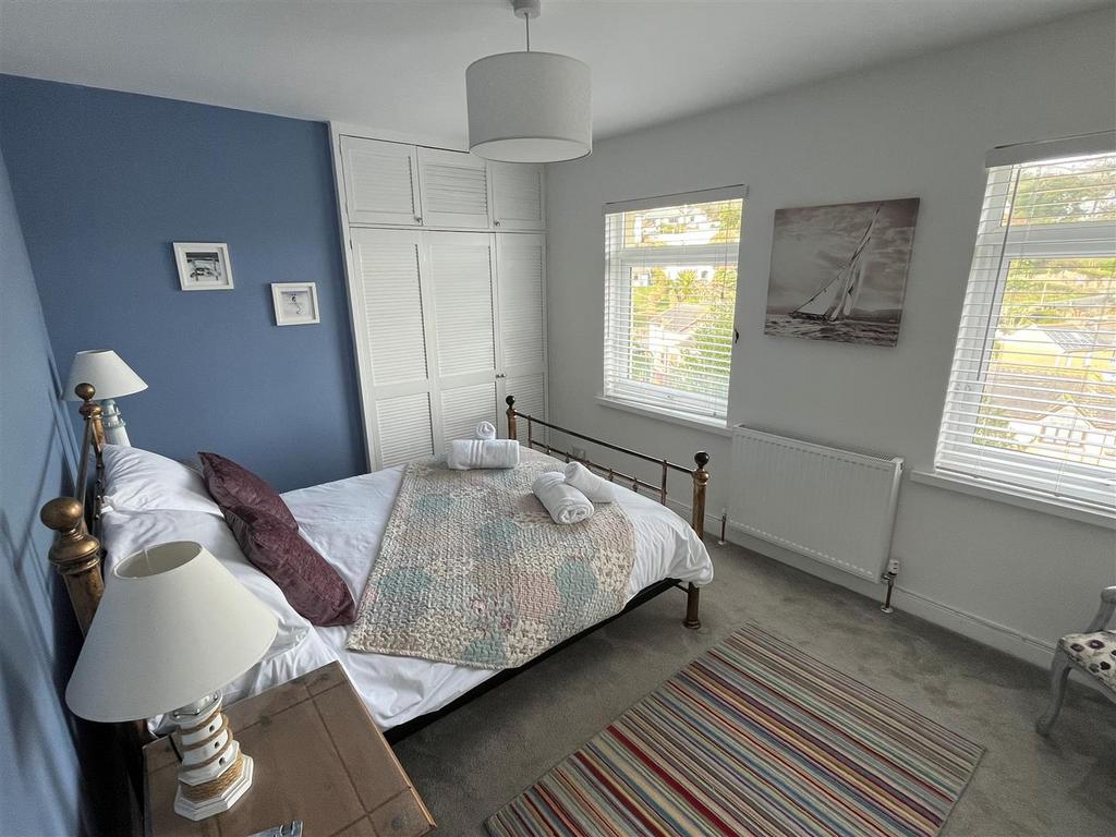Bedroom One.jpg