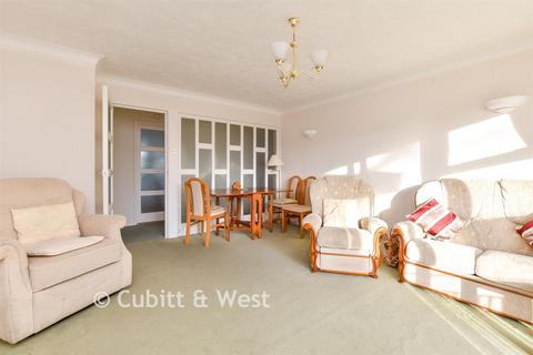 2 bedroom ground floor flat for sale, Walberton Court, Worthing BN11