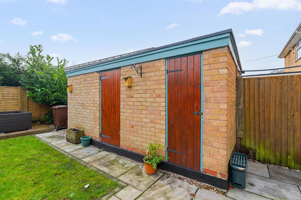 21, Ratcliffe Road, Solihull, B91 2 JA DML1439 14.j