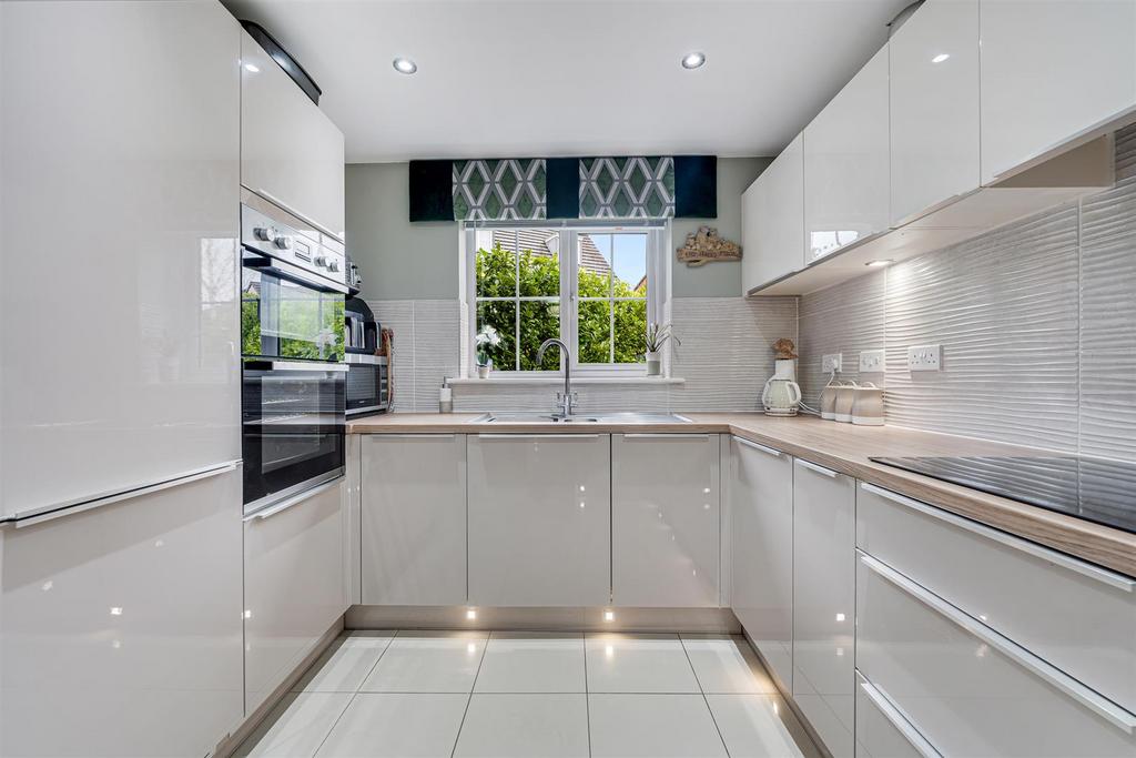 27 NEWHALL ROAD  (17 of 50).jpg