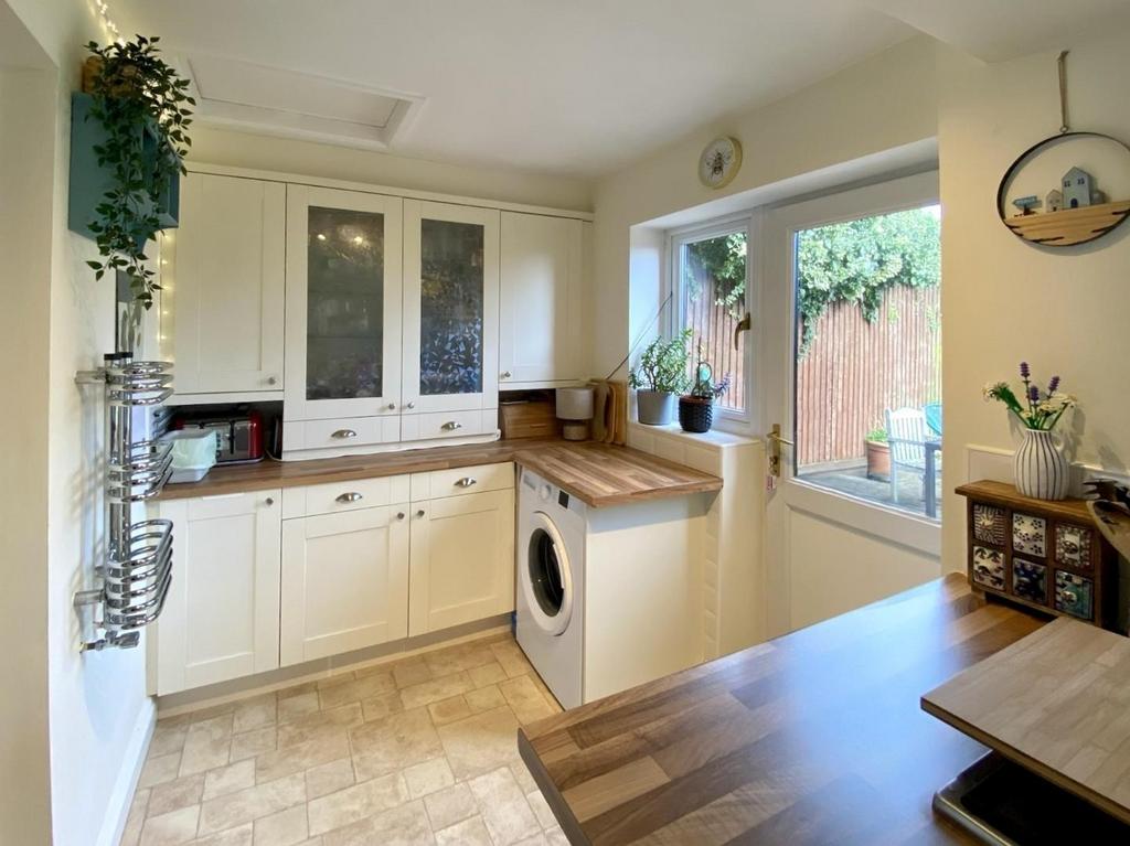 Kitchen/Utility Area