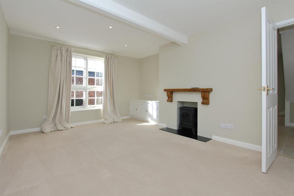 Coach House Cottage (17).jpg