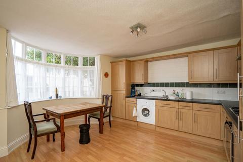 2 bedroom detached house for sale, Holywell Road, Malvern, Worcestershire, WR14