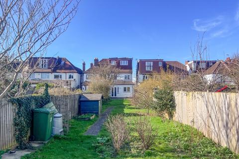 4 bedroom semi-detached house to rent, Oxhey Avenue, Oxhey, Watford, WD19