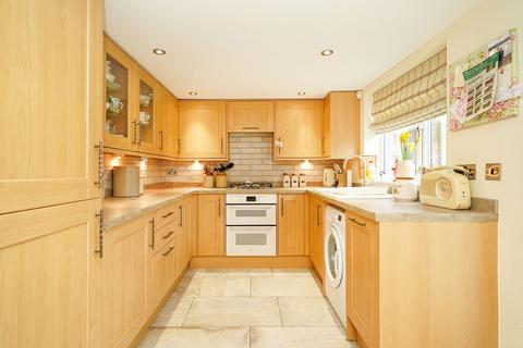 3 bedroom detached house for sale, Rembrandt Drive, Dronfield S18