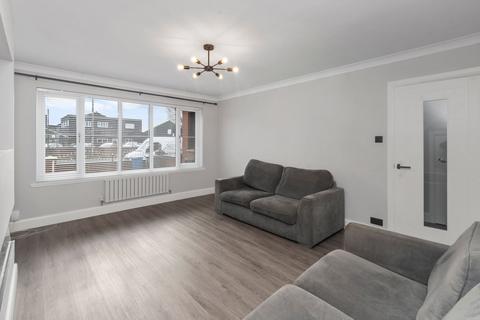 3 bedroom semi-detached house to rent, Liverpool Road, Great Sankey, WA5