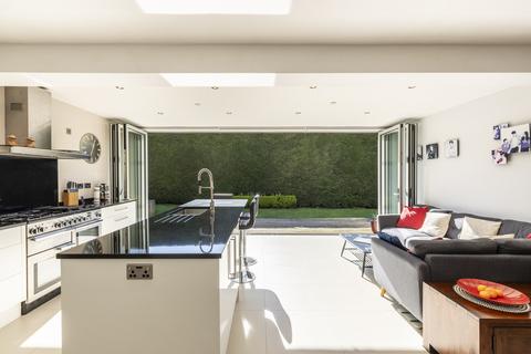 6 bedroom detached house for sale, Haywards Lane, Cheltenham, GL52
