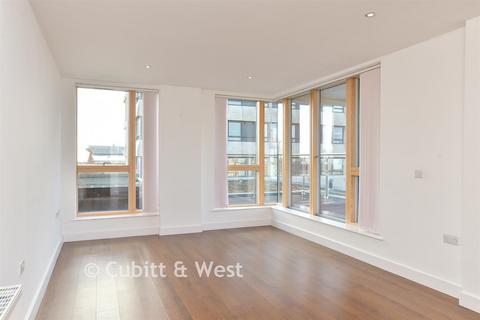 2 bedroom apartment for sale, The Causeway, Goring-By-Sea, Worthing, West Sussex