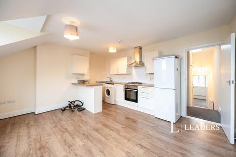 2 bedroom flat to rent, Victoria Road North, Southsea, Hampshire, PO5
