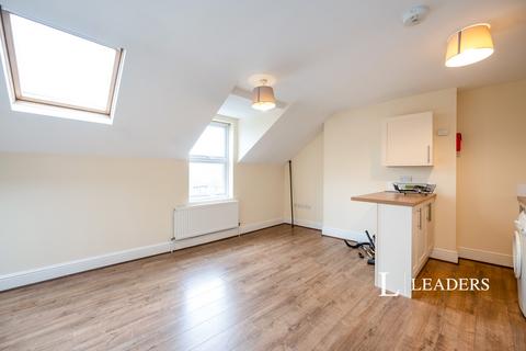 2 bedroom flat to rent, Victoria Road North, Southsea, Hampshire, PO5
