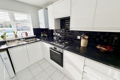 undefined, Wagtail Close, Swindon