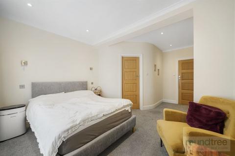 4 bedroom detached house for sale, Vaughan Avenue, Hendon NW4
